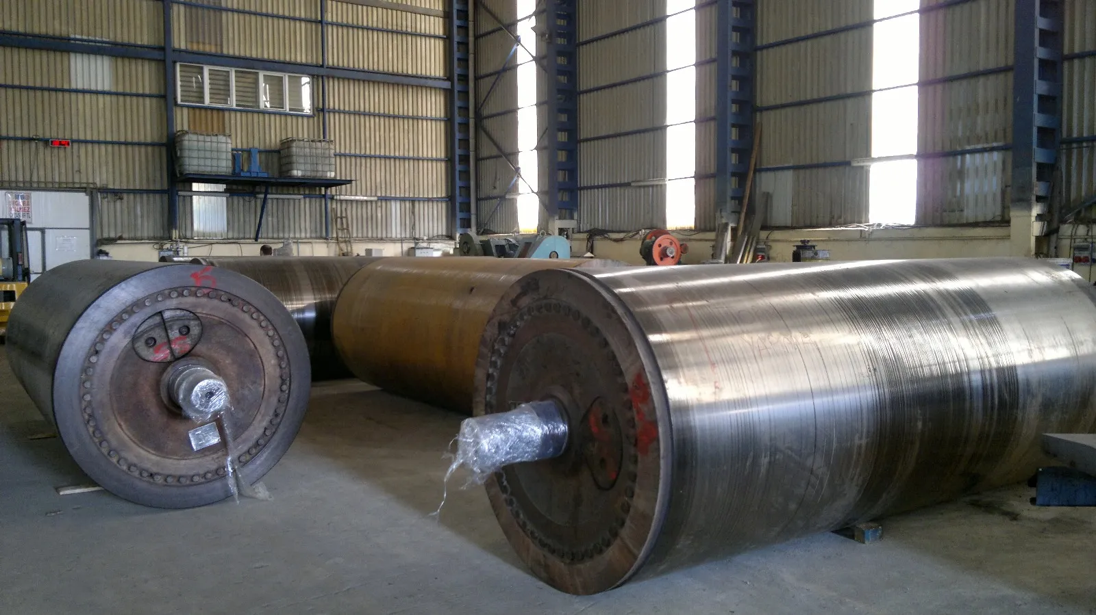 Kağıt Karton Fabrikasının Tamburlarının Torna İmalatı | Fason Kesme Delme Büküm Kaynak ve Talaşlı İmalat İşleri